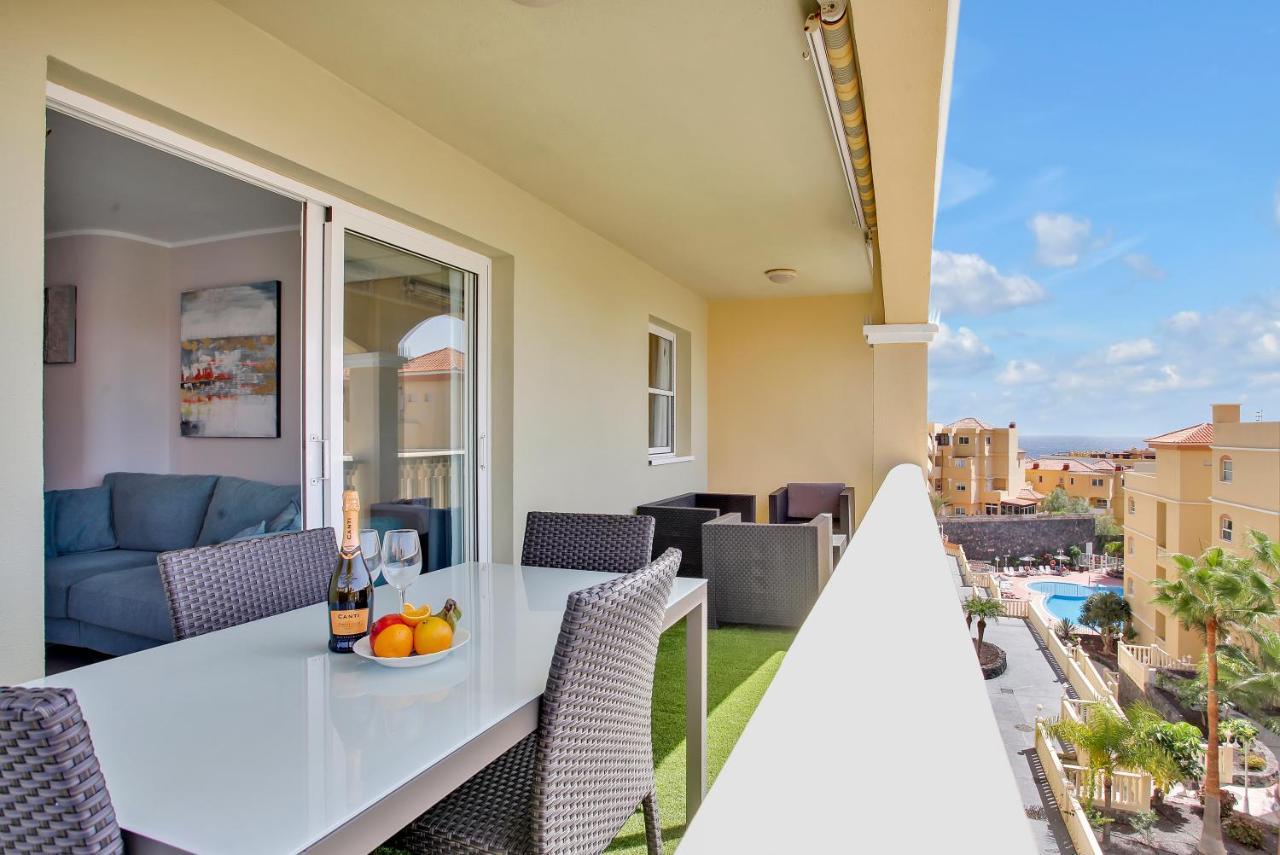 Sun And Green, Heated Pool, 3 Rooms, Air C 圣米格尔德阿沃纳 外观 照片