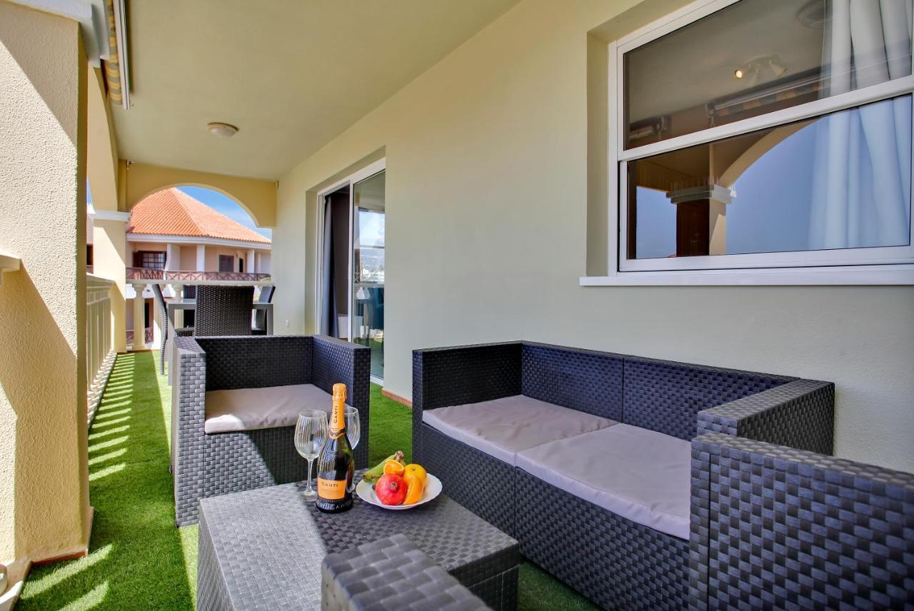 Sun And Green, Heated Pool, 3 Rooms, Air C 圣米格尔德阿沃纳 外观 照片